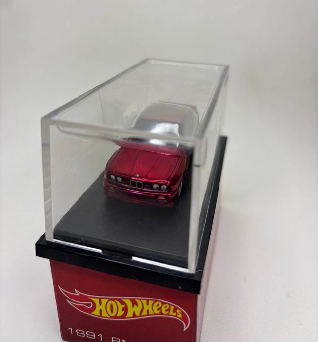 Hot Wheels BMW M3 1991 Red line