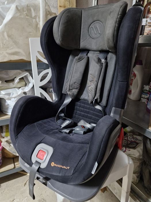 Детско столче за кола Avionaut Glid 9-25 кг - като ново