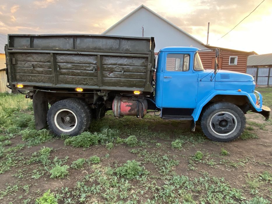 Продам З И Л  1 3 0