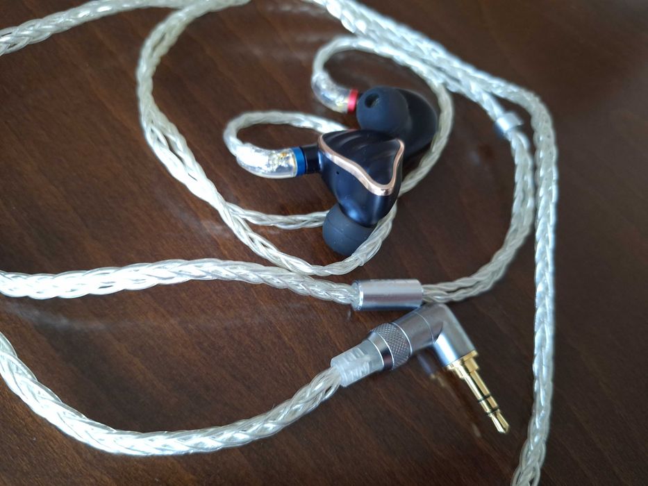 FiiO FH7 – флагмански хибридни IEM слушалки, перфектно състояние