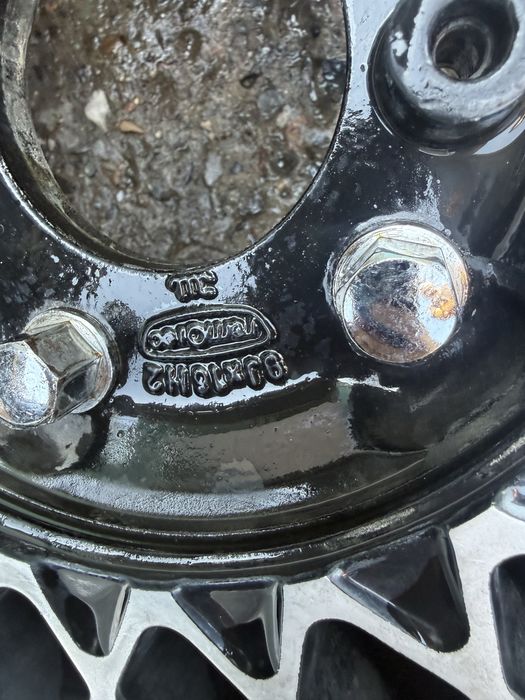 Диски с полкой на БМВ Е34 BMW E34