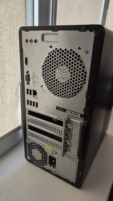 Компьютер i3 8100 / 12gb / SSD256gb