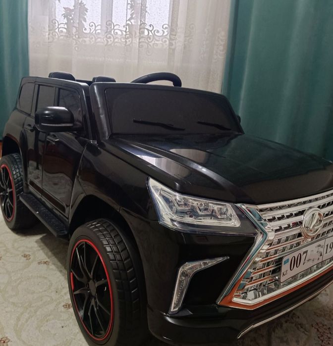 Детская машина электрокар