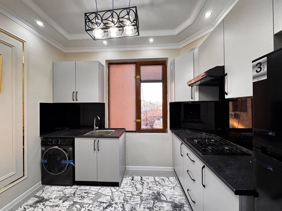 Продаётся 3х Комнатная квартира по адресу Рудакий