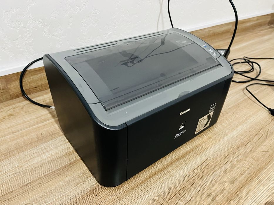Принтер canon lbp 2900b в отличном состоянии