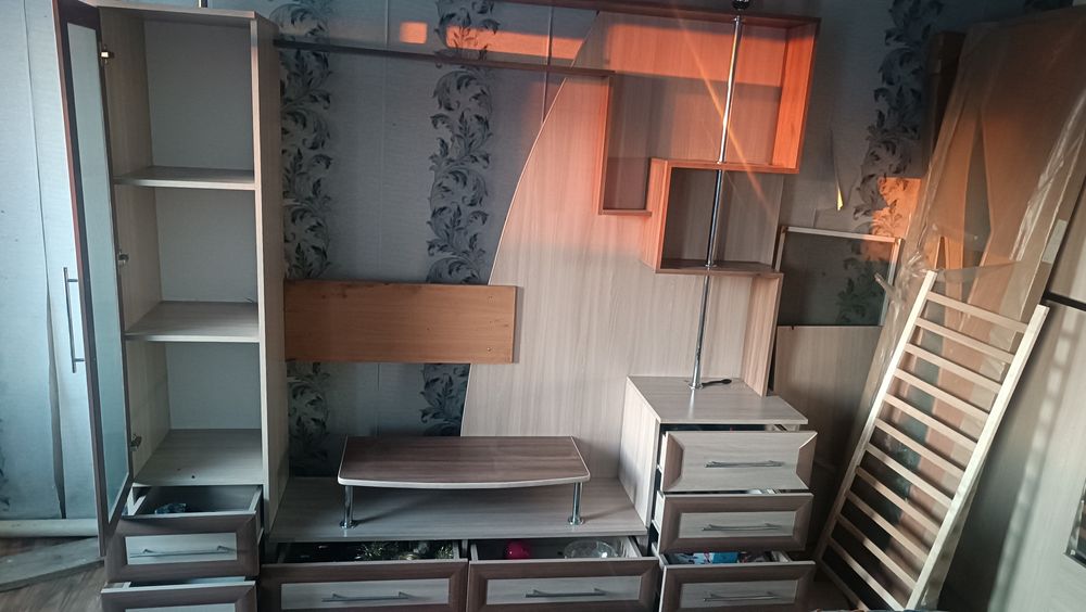 Горка для гостиной