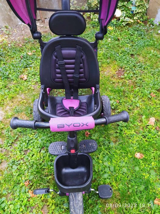 BYOX детска триколка със сенник