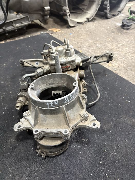 Mercedes w124 2.0i Горивен Инжекцион