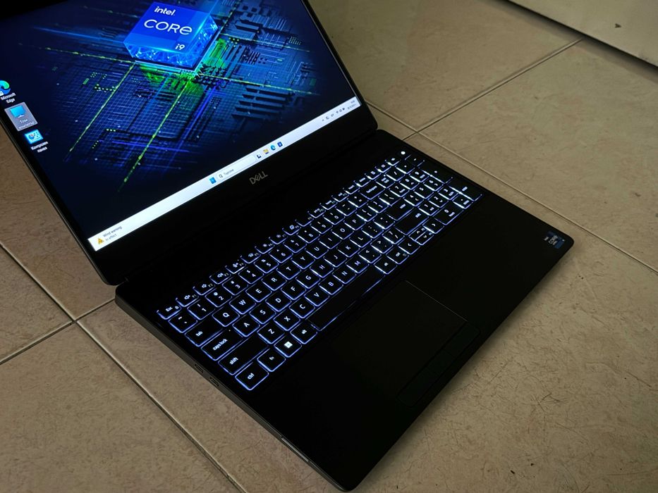15.6' Full HD Core i9-11950H DELL Precision 7560 32GB DDR4/512GB NVMe/RTX A2000/Бат 6ч