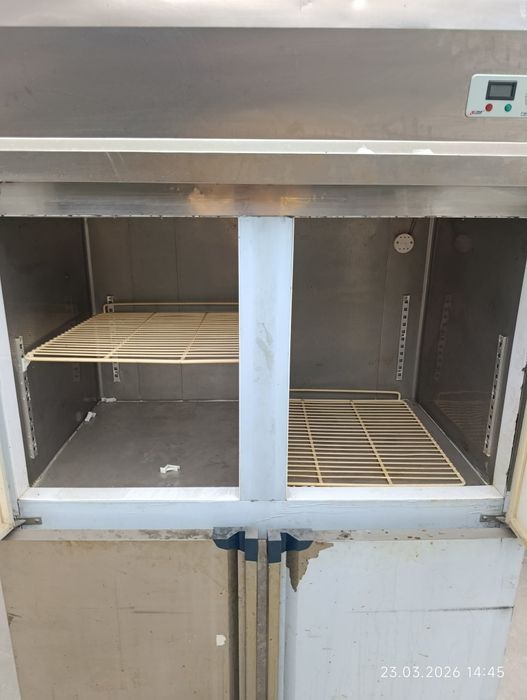 Промышленные холодильники 2 штуки б/у рабочие