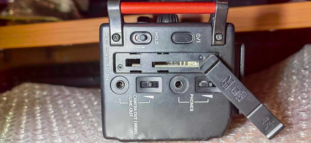 Tascam DR-60D MKII – дигитален рекордер/ аудио рекордер