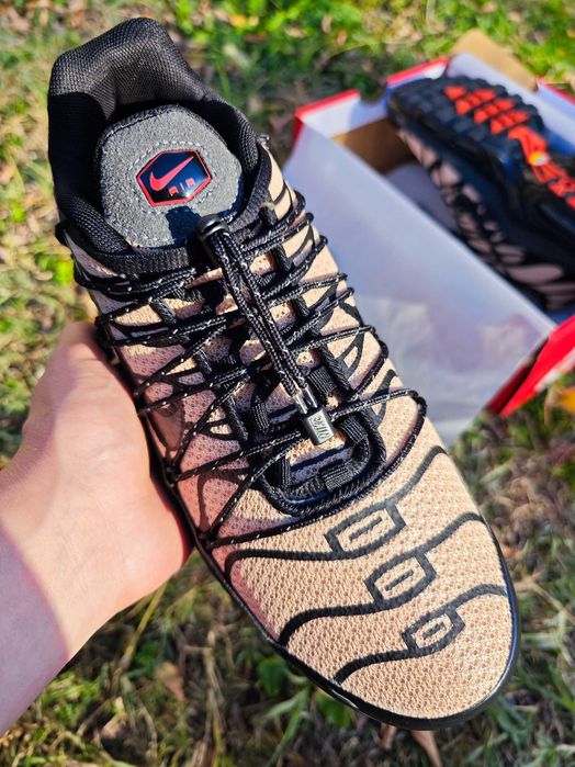 Air Max Plus Utility TN Crem-Negru/Mărime 43