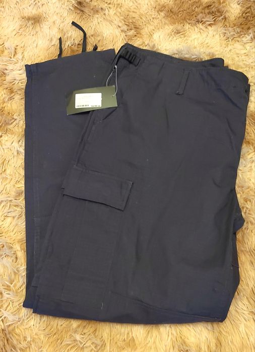 Панталон Bdu dark blue. Талия 115 см. Дължина 110 см
ПАНТАЛОН US R/S B