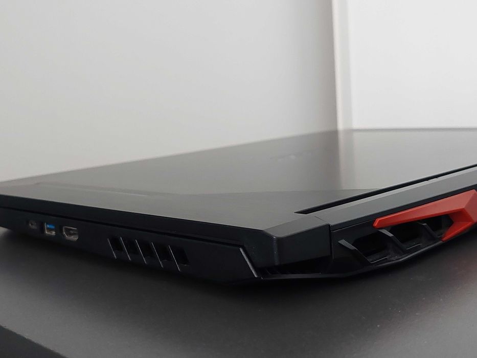 16GB RAM, GTX 1650 Ti 4GB, Core i5-10300H, 15.6" FULL HD 144Hz геймърски лаптоп Acer Nitro 5 AN515