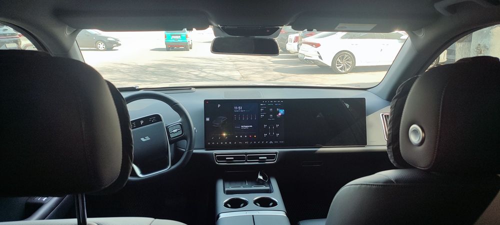 Аренда машины с водителем / Rent a car with a driver