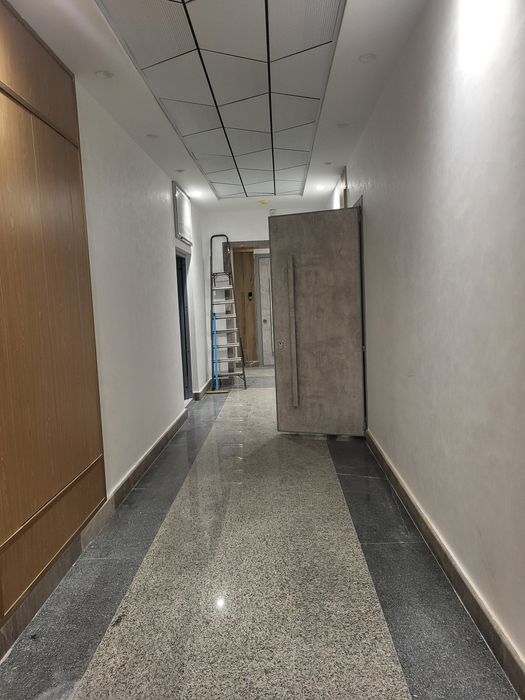 Mirobod avenu oybek metro