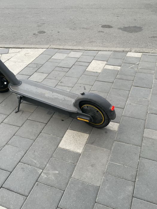 Электросамокат ninebot g30p