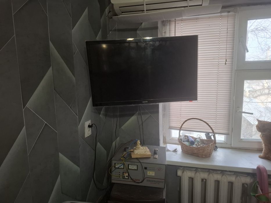 Телевизор продам