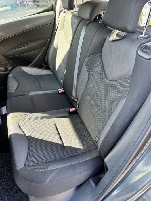 Peugeot 308 Хечбек