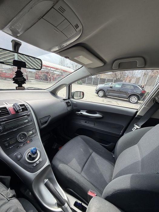 Toyota Auris 2011 1.8 Hybrid