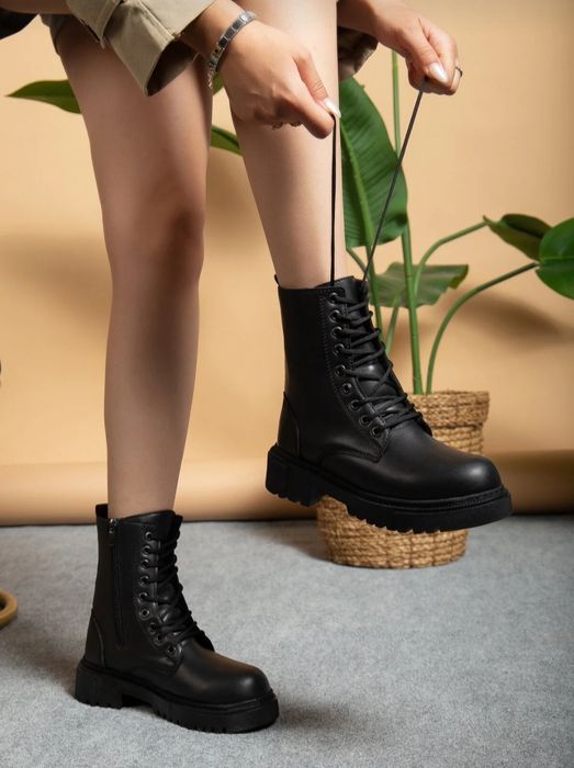 Дамски ватирани боти 37 номер НОВИ