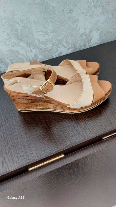 Продам обувь, новая