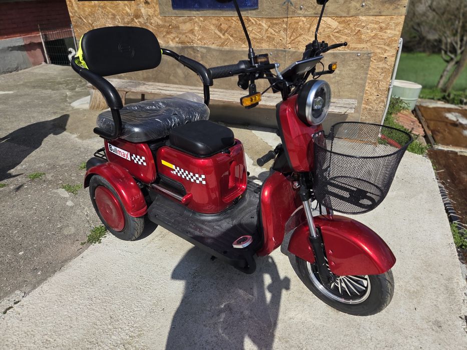 Електрическа триколка