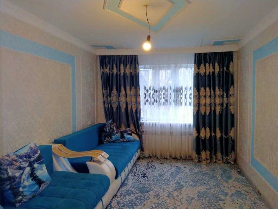 Продам  2 комнатную квартиру на 6 мкр
1970 г.п