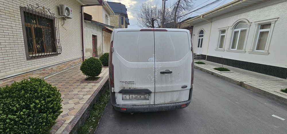 Ford tranzit custom