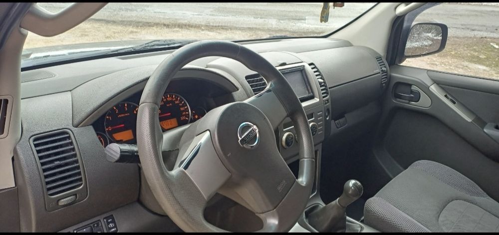 Nissan Pathfinder R51