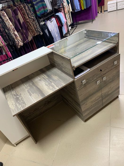 Продам рабочий стол !