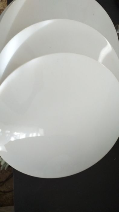 Плафониера за таван - диаметър за монтаж 45см - 3 бр в комплект