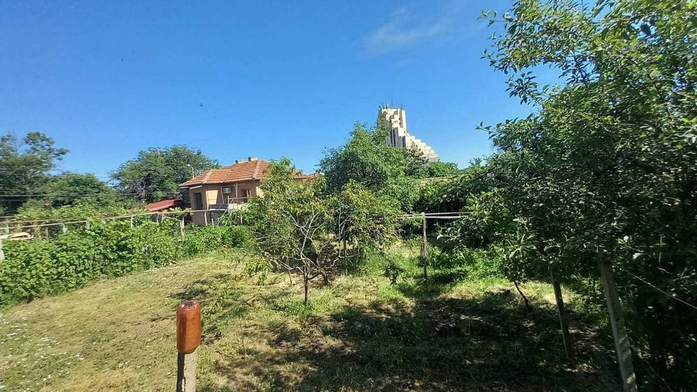 УПИ 600 кв.м с гараж в кв. Житница