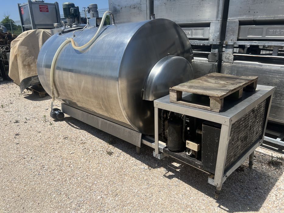 Цистерна за мляко/неръждаема цистерна 2500 L