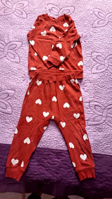 Дрешки за момиче