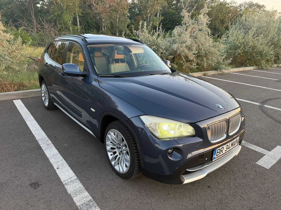 BMW X1 2012 — imagine 3