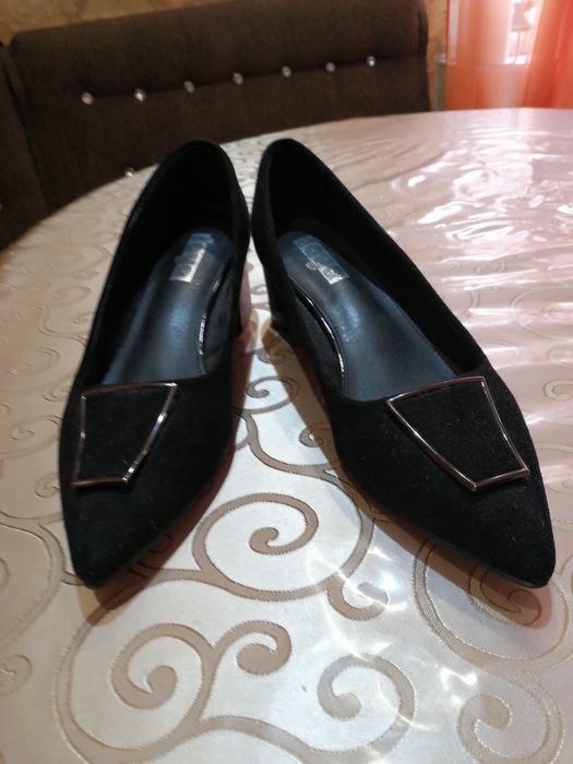 Продам туфли замша 40 размер