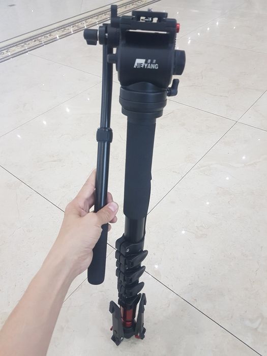 Штатив (Тринога/Монопод)