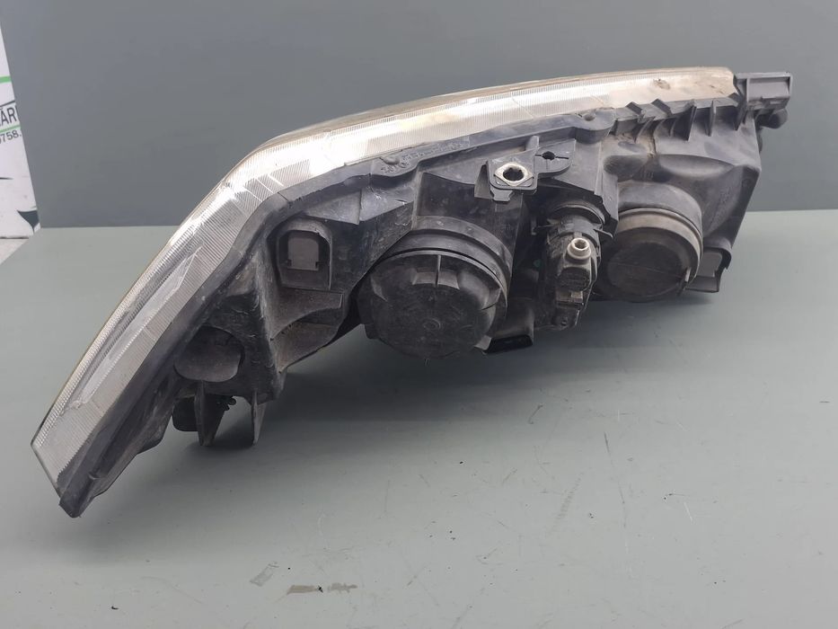 Far stanga 8200476428 DEFECT Renault Megane 2004 1.9 dCi MT (120 hp)
