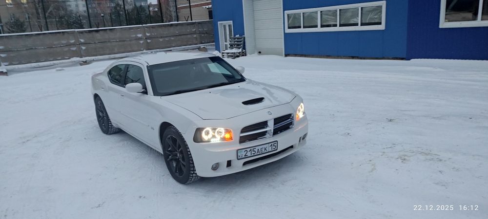 Продам автомобиль Чаржер