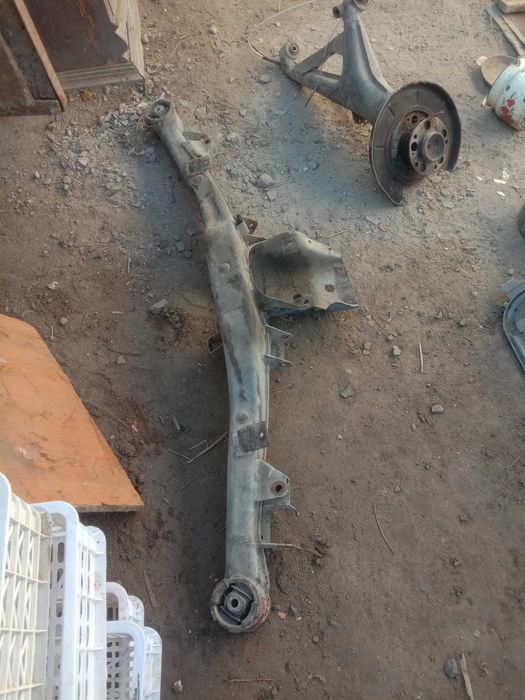 продам запчасти на бмв е 34