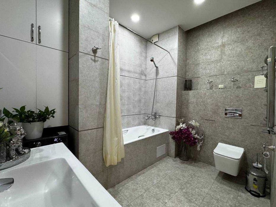 4 ком 160м² Парк Бобура