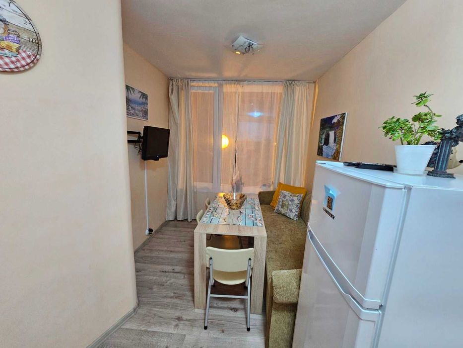 Тристаен, обзаведен апартамент, Гръцка махала, гр.Варна