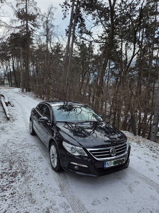 VOLKSWAGEN Passat CC 2011