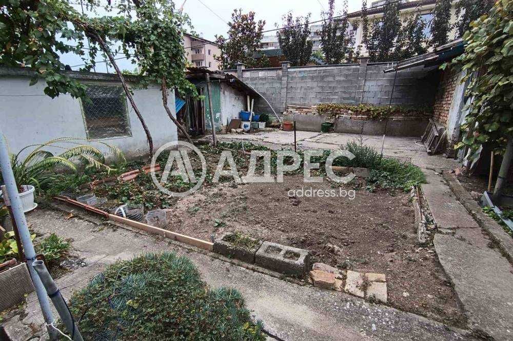 Продава се Къща в Разград, Център - 123 кв.м за 809 €/кв.м - Снимка #10