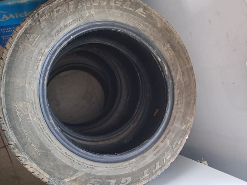 Продам шины за 35тыс. R15