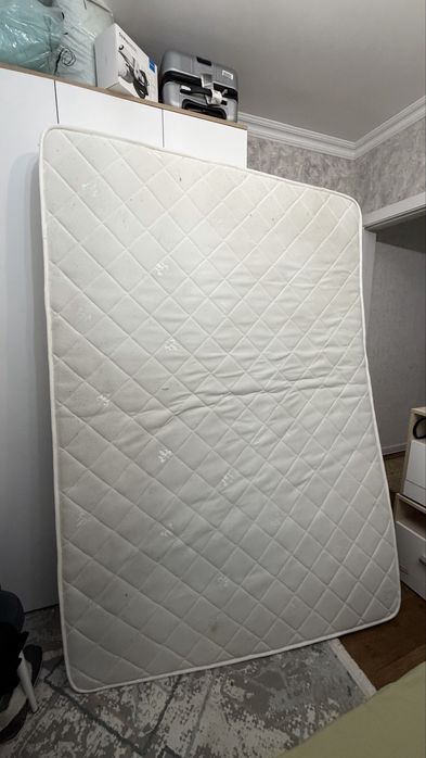 Отдам даром матрац