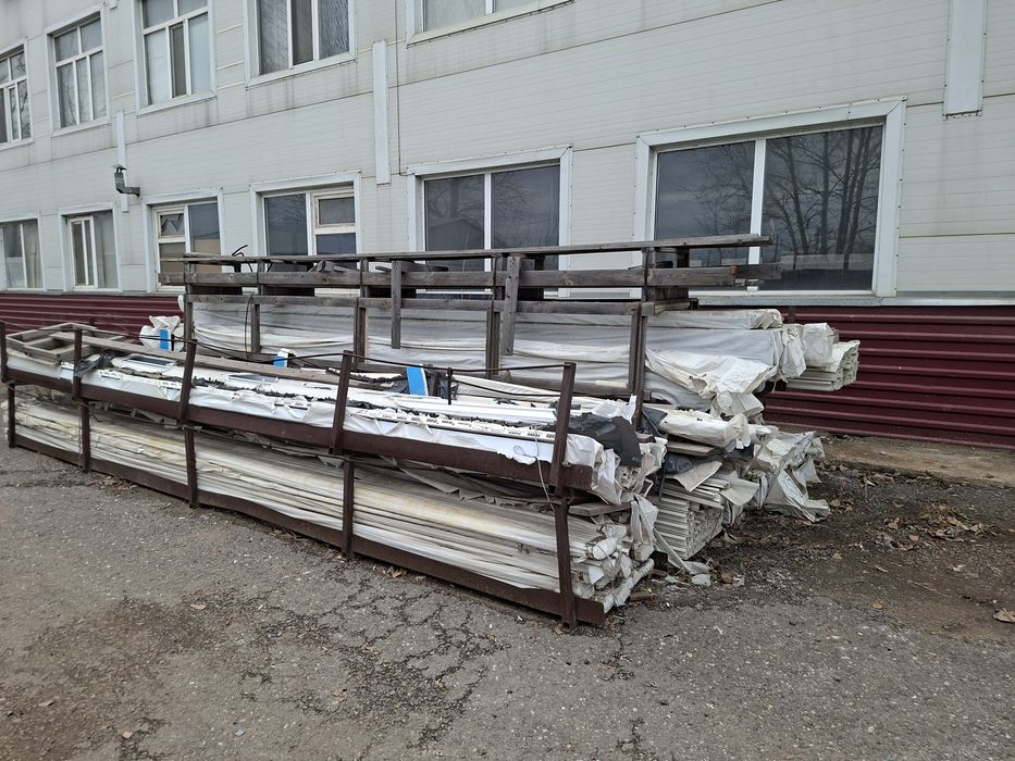Продам пластиковые профилья