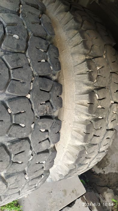 ЗИЛ самосвал года 1991. Газ - 6 болона.