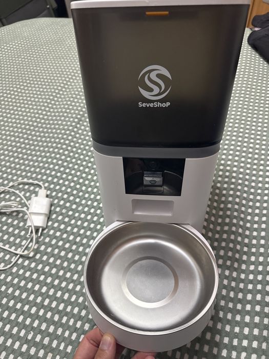 Hrănitor automat SeveShop pentru câini pisici  bol inox